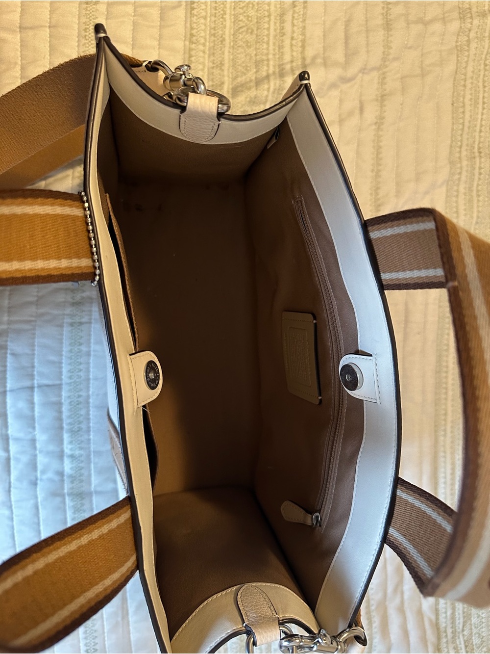 Coach White Pebbled Leather Tote with Tan Logo Canvas Straps - Picture 4 of 4